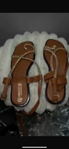 Sandales à brides élégantes