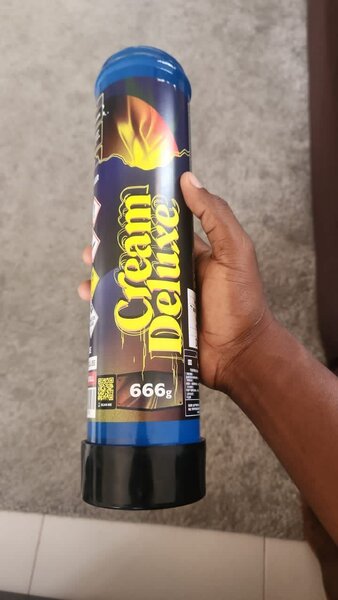 Helium gas for balloon