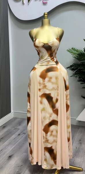 Robe longue élégante tie-dye