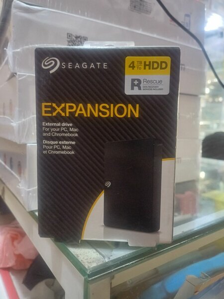 SEAGATE 4TB EXTERNAL HARD DRIVES