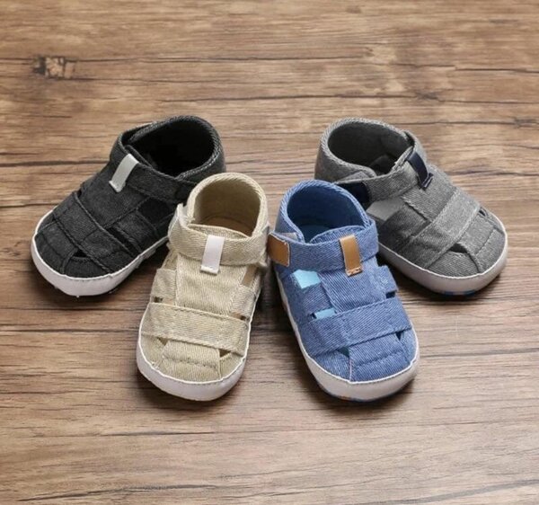 Sandales bébé en tissu doux