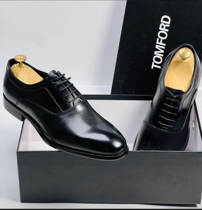 Mens executive shoe