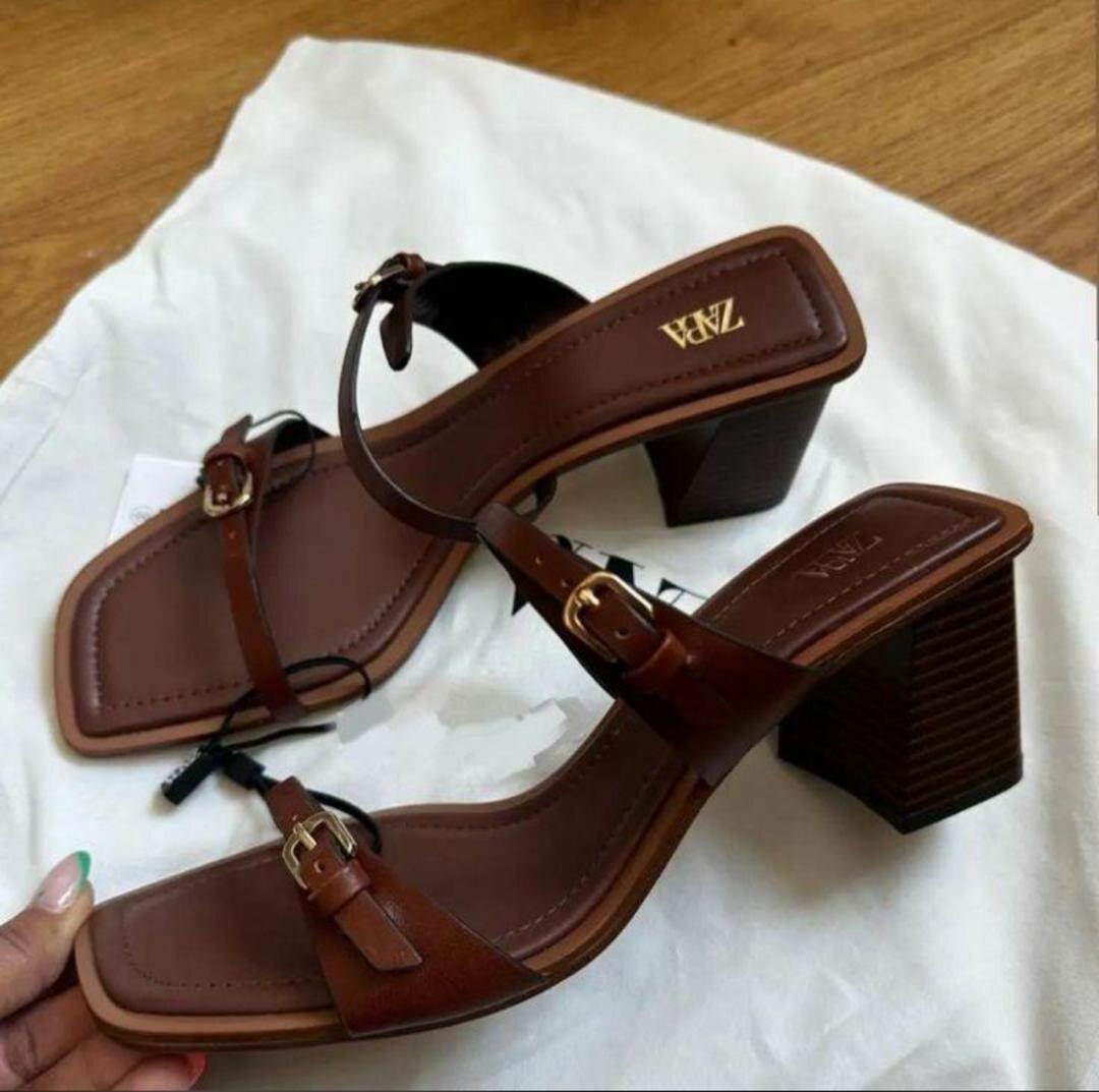 Sandales à talons élégantes