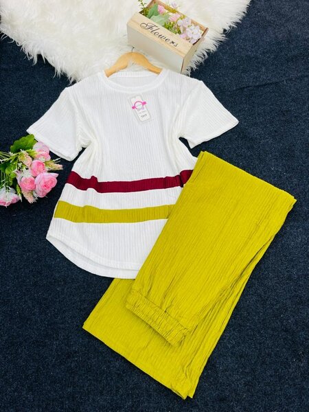 Two pieces (trouser and top)