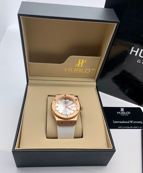 Montre de luxe élégante Hublot