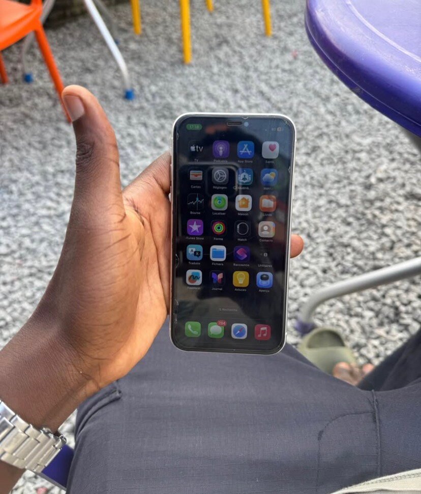 iPhone 11 Blanc Débloqué