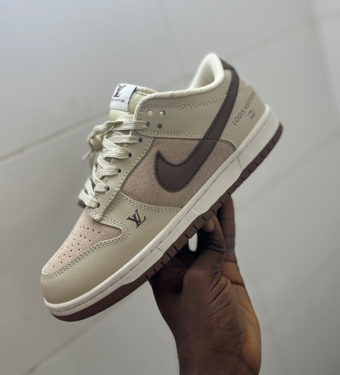 SB Dunk Low/ Luis Vuitton