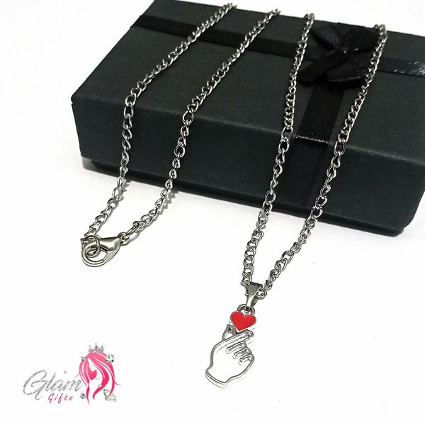 Finger Heart Necklace Gift Box