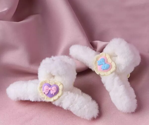 Pinces à cheveux en peluche