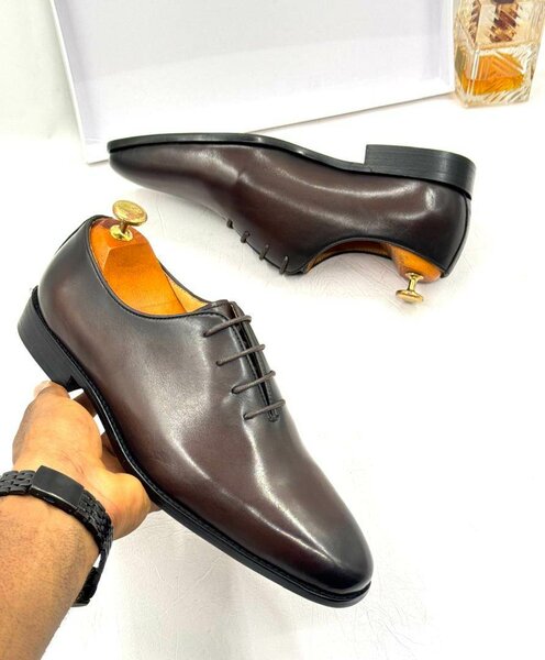 Purely leather formal shoes