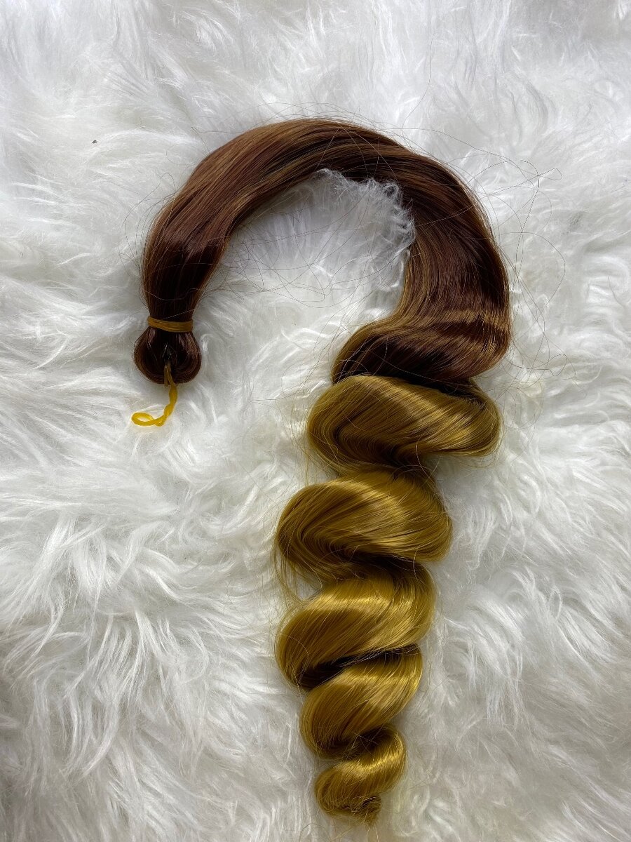 French Loosewaves (braids ext)