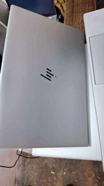 Ordinateur portable moderne HP