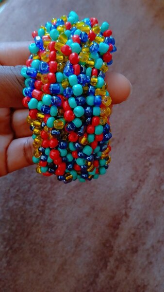 Bead bracelet