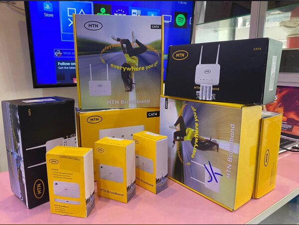 UNIVERSAL POCKET WI-FI AND WI-FI ROUTER AVAILABLE