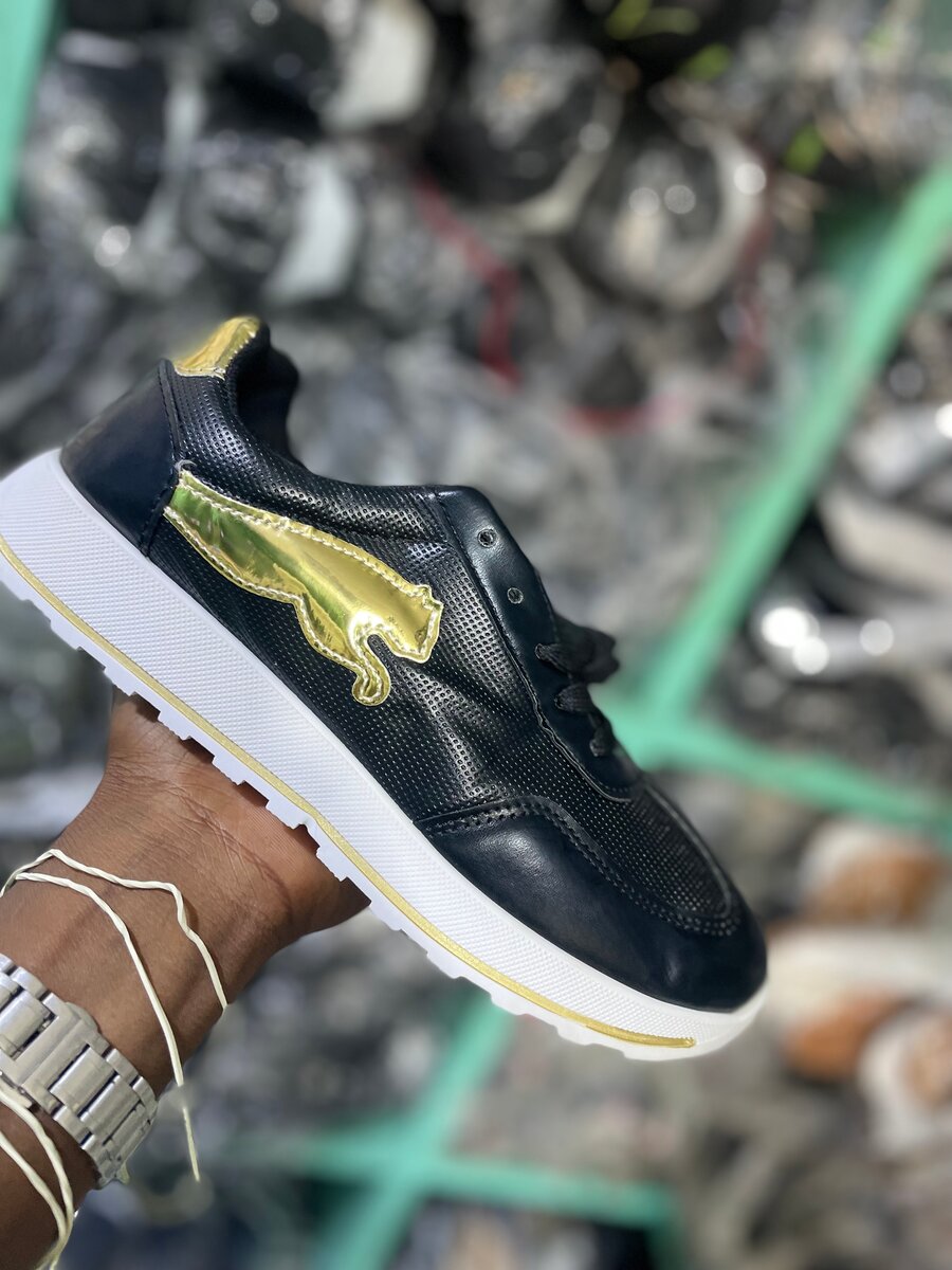 Baskets mode homme couleur néon