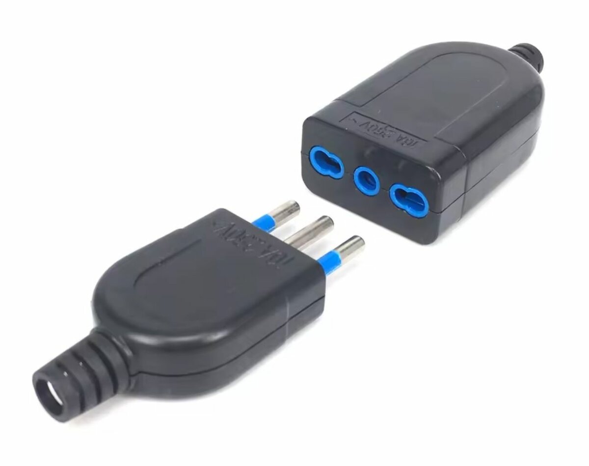 Norme italienne 10A 16A petite