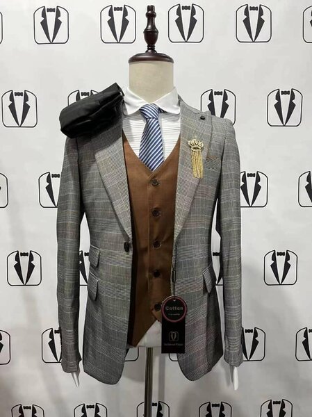 Mens Suit (3 piece/ 2 piece)