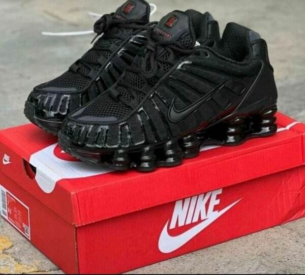 Nike Shox TL noir pour homme