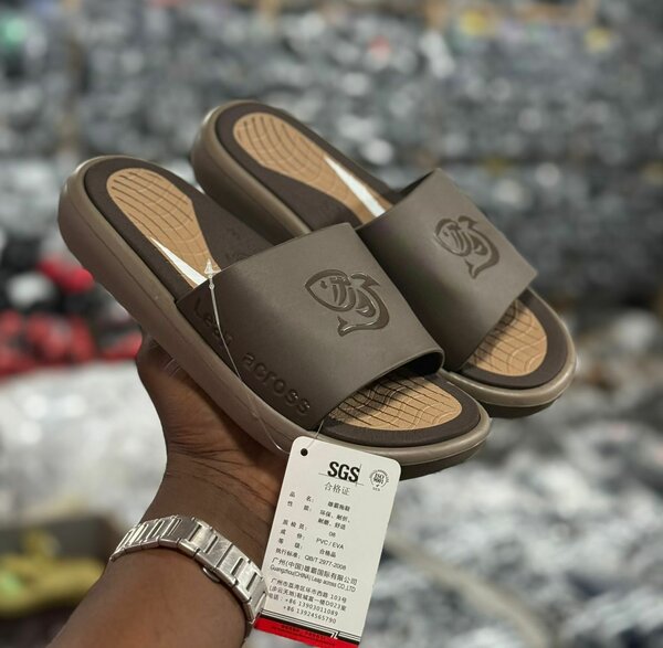 Sandales confortables homme