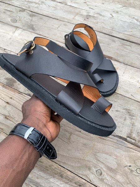 Sandales Homme en Cuir Élégantes