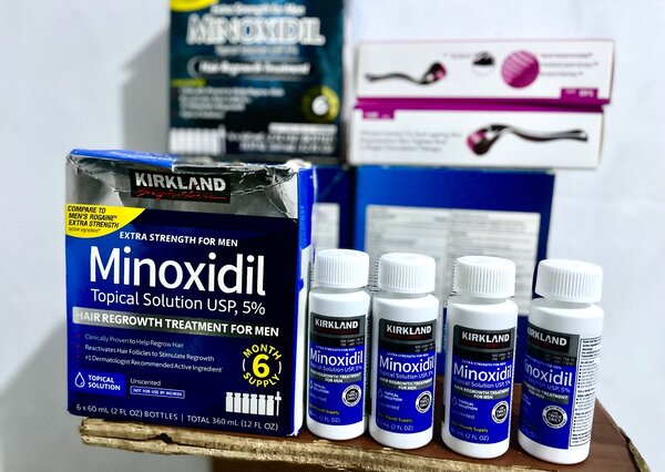 Kirkland minoxidil