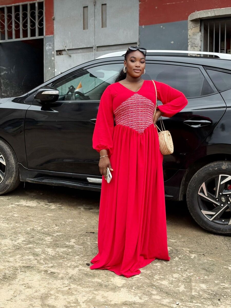 Robe longue rouge élégante