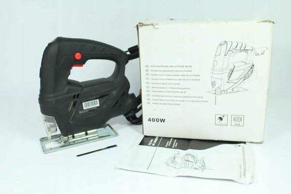 Scie sauteuse 400W Puissante