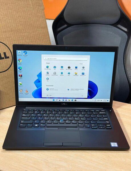 Dell Latitude 7490