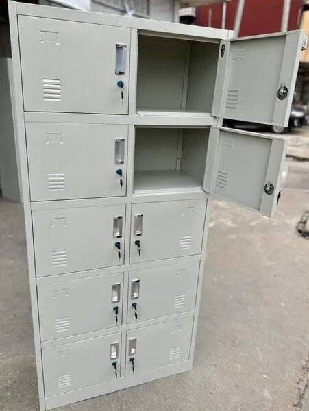 Armoire métallique de rangement 9 casiers