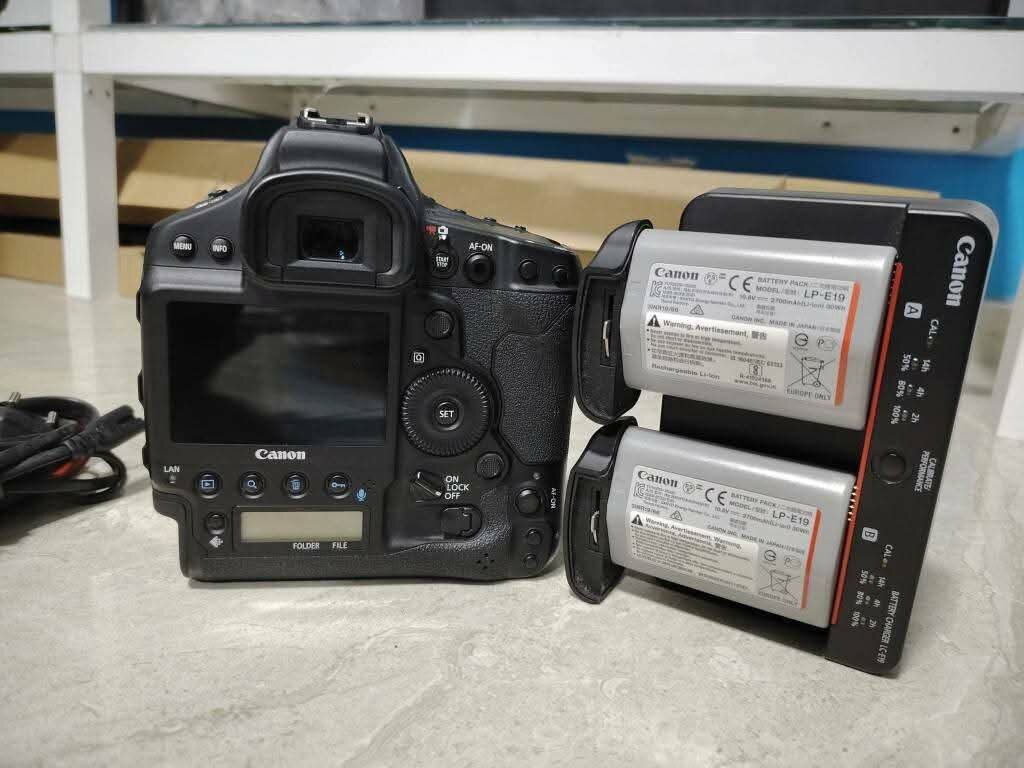 Canon EOS 1D Mark III