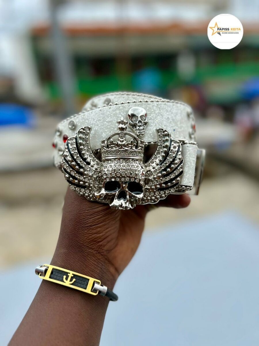 Ceinture mode tête de mort