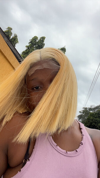 Perruque blonde de 10 pouces