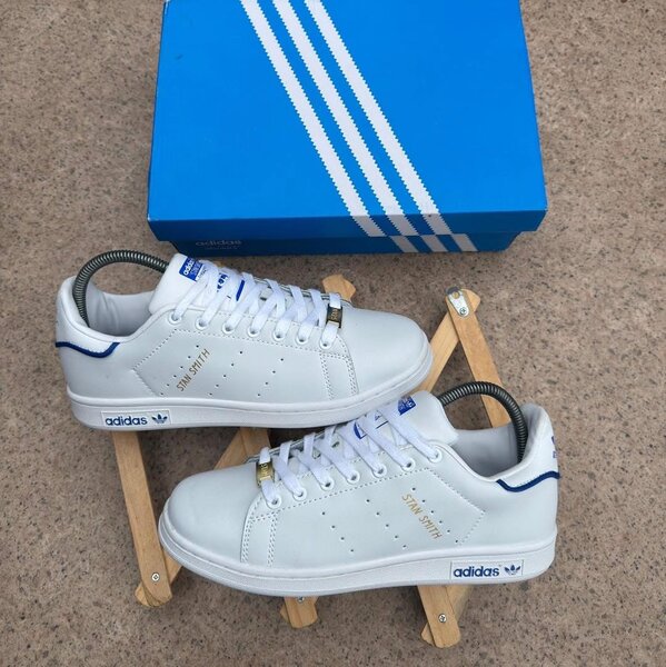 Chaussures Adidas Stan Smith