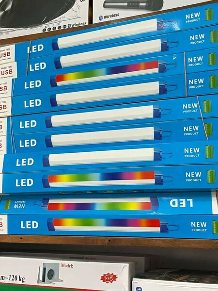 Lampe LED RVB étanche