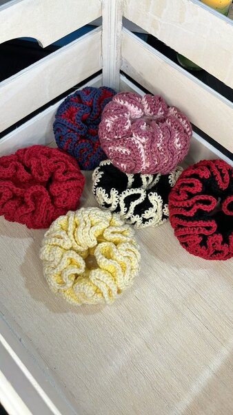 Chouchou en crochet coloré