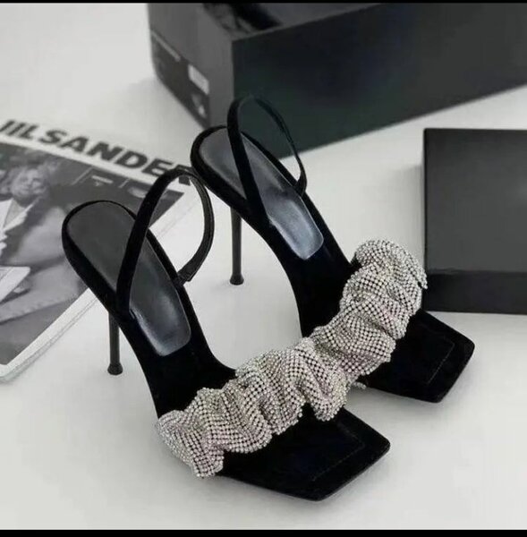 Sandales à talons élégantes