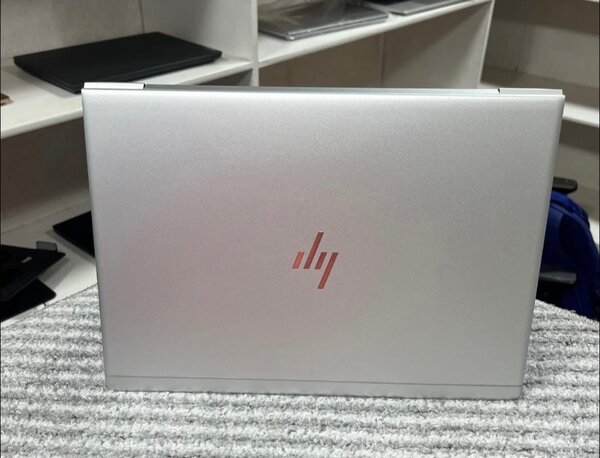 Laptop HP Ultrabook puissant