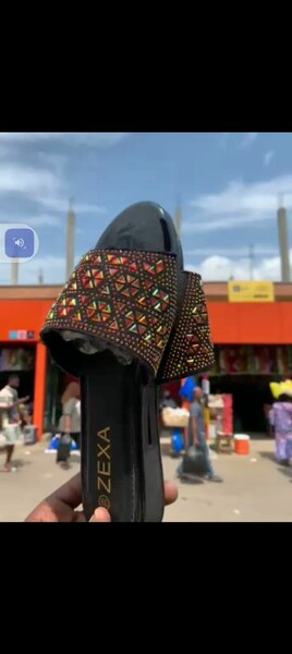 Sandales ZEXA motifs africains