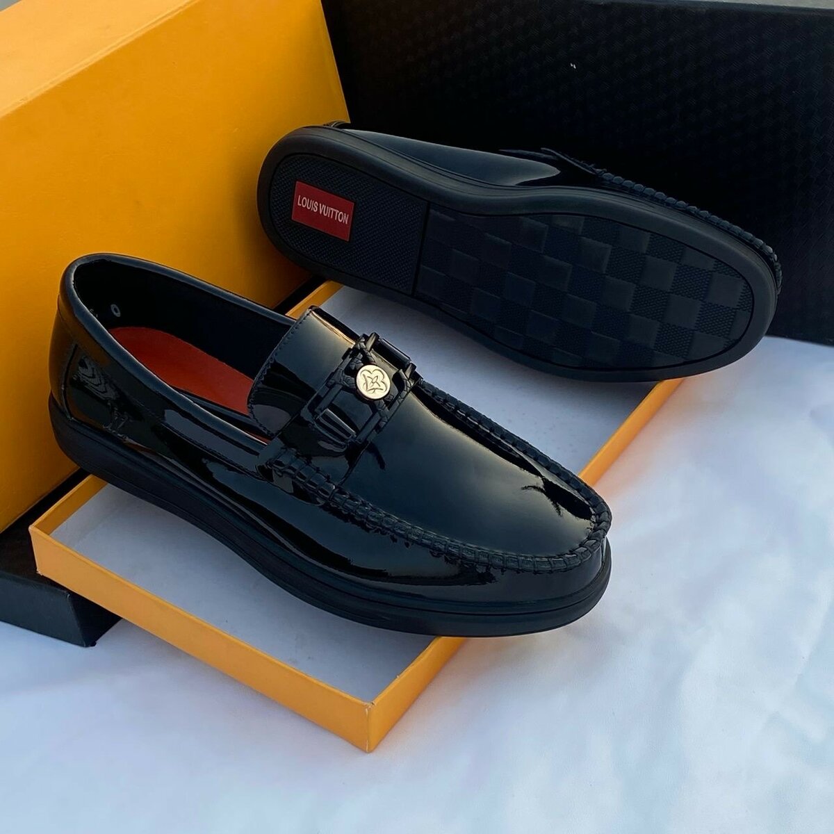 LOUIS VUITTON CASUAL WEAR