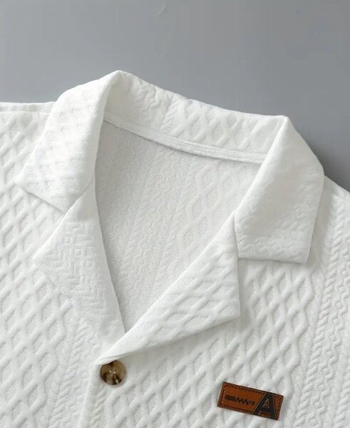 Мужская футболка.