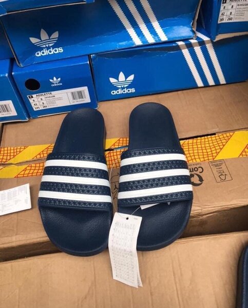 Claquettes Adidas unisexes