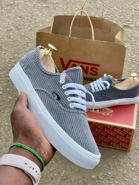 Vans authentique
