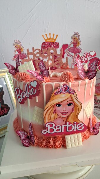 Barbie Theme Cake