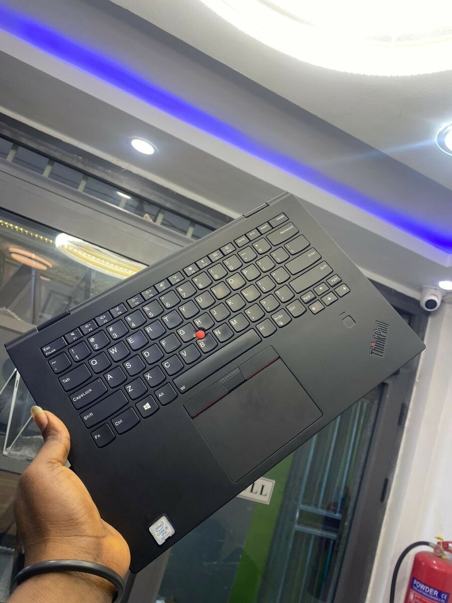 Lenovo Thinkpad X1 Carbon