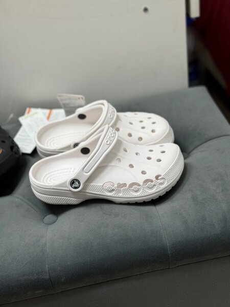 Кроксы +джиббитс в подарок