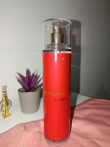 Mauboussin in Red Parfum brume