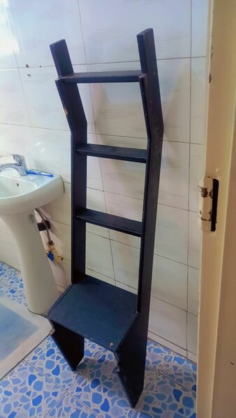 Dismantled banker beds 2 in 1 on top quater and down queen