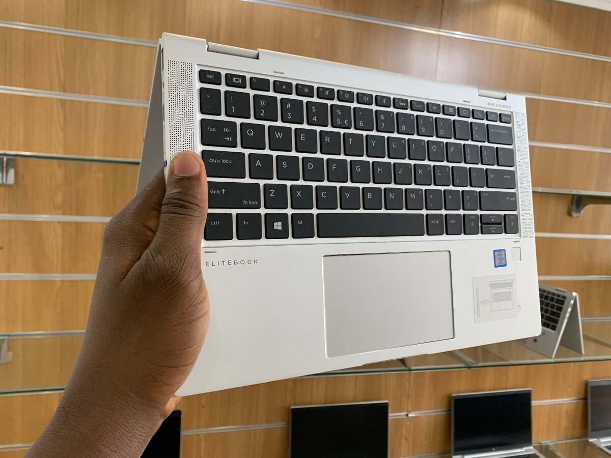 HP ELITEBOOK 1030 G3 x360