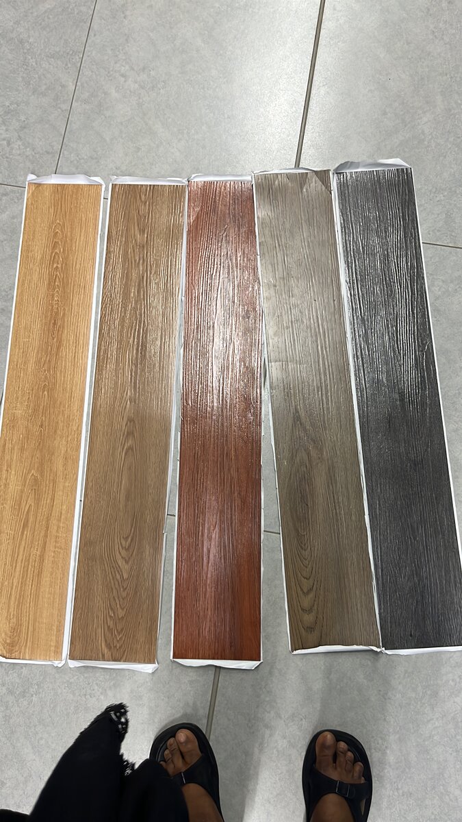 Lames de sol PVC imitation bois