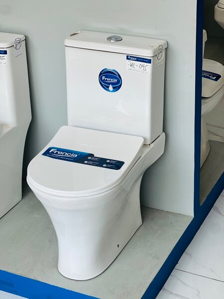 Slim Tank Water Closet